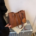 Brown vintage faux leather tote bag with adjustable strap and cute plush bear charm - With Pendant / Brown