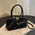 Borsa tote retrò in pelle PU nera con dettagli dorati e tracolla regolabile - Nero