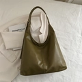 Borsa tote grande minimalista verde oliva in pelle con tracolla larga regolabile - Verde