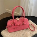 Borsa sottobraccio rosa acceso in finta pelle con cerniere dorate e tracolla rimovibile - Rosa