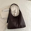 Borsa hobo minimalista testa di moro in pelle opaca liscia per il pendolarismo - Marrone
