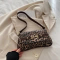 Sac baguette rétro à imprimé léopard avec boucle mors dorée et bandoulière marron - Léopard Café