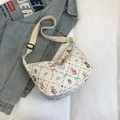 Floral quilted white tote bag with bear print and adjustable strap in cute Korean style - Floral Doll House (Style 3)