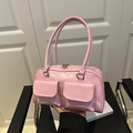 Bolso bowling rosa de cuero sintético mate con bolsillos frontales dobles y cremalleras de plata - Rosa