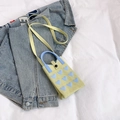 Mini sac tricoté jaune avec motifs de cœurs bleu clair et poignée supérieure - Jaune