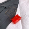 Mini transparent jelly envelope bag in bright red PVC with golden metal chain strap - Red