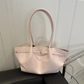 Borsa tote rosa pallido lucida con dettagli plissettati e fibbie dorate sottili - Rosa