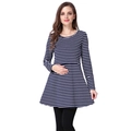 Umstandsmode Langarm-Tunika mit Streifenmuster in Marineblau und Weiß mit Empire-Taille - S / Blau Gestreift