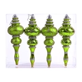 Détail de quatre ornements de Noël verts en forme de larme avec spirales argentées - Vert Fruit