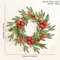 Ghirlanda natalizia verde artificiale con palline rosse, pigne e bacche decorative. - Ghirlanda di Sfere Rosse e Pigne (XM-0019)