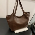 Borsa tote retrò marrone scuro capiente in pelle sintetica con fibbie dorate regolabili - Marrone