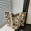 Minimalistische grote shopper met vintage bloemenpatroon en geweven handgrepen - Beige