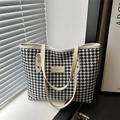 Borsa tote con motivo pied-de-poule e manici in pelle bianca con dettagli in metallo - Houndstooth