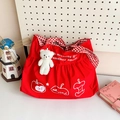 Grande borsa da viaggio rossa con design plissettato, spalline a quadretti e orsetto - Senza Ciondolo / Rosso