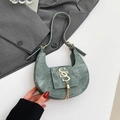 Bolso de hombro vintage gris azulado en forma de luna con hebilla S dorada y borla - Verde
