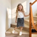 Conjunto de niña con top blanco de flores 3D y falda vaquera gris con bolsillos cargo - 90cm-3Y / Blanco