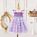 Dettaglio dell'abito da principessa in tulle viola per bambine con farfalle 3D e ali in mesh - 90cm-3Y / Viola