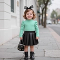 Ensemble fille avec haut en maille vert menthe et jupe plissée en similicuir noir - Vert Émeraude / 100cm-4Y