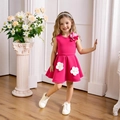 Detailansicht eines rosa Mädchen-Prinzessinnenkleids mit 3D-Blumenapplikationen und Faltenrock - 90cm-3Y / Rosarot