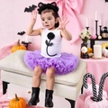 Ensemble Halloween fille avec jupe tutu violette et débardeur à fleurs en relief - 100-4Y / Débardeur à fleurs blanches + Jupe violette