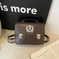 Sac à dos Cambridge marron foncé vintage avec écusson brodé blanc et fermoir en métal argenté - Marron