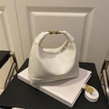 Borsa Hobo bianca con motivo a serpente, finiture dorate e tracolla rimovibile - Bianco