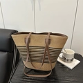 Bolso tote de paja de gran capacidad con rayas negras y asas de cuero marrón para la playa - Negro