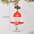 Campana di Natale in legno da appendere con scritta Merry Xmas e motivo a fiocchi di neve rossi - Stile Campana