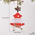 Decorazione a forma di albero di Natale in legno con scritta Merry Xmas e campanellini - Stile Albero di Natale