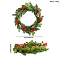 Weihnachtskranz mit grünen Tannennadeln, roten Beeren und Zapfen, 40 cm Durchmesser - Kiefernnadel Rote Beere Kiefernzapfen Kranz (GH0208S)