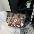 Borsa tote nera con stampe graffiti di cartoni animati e grande capacità interna - Nero