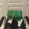 Bolso de cadena verde acolchado con cierre de herradura dorado para mujer chic - Verde