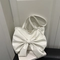 Bolso tote blanco minimalista con un gran lazo decorativo y dos asas de mano - Blanco