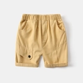 Detailansicht der Khaki-Baumwoll-Cargo-Shorts für Jungen mit elastischem Bund - 90cm / Khaki