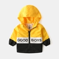 Kinderwindjack met capuchon en kleurblokken met Good Boys-letteropdruk voor de lente - 90 / Geel