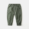 Boys' military green cargo pants with stylish white contrast stitching and elastic waist - 90cm / Army Green