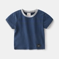 T-shirt bimbo a maniche corte a righe blu e nere con design grigio finto due pezzi - Striscia Blu Notte / 90cm