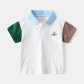 Detail of color-block boys' polo shirt with surfboard puppy embroidery and rib collar - 90cm / White