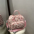 Bolso bandolera de pana rosa con estampado de fresas y correa ajustable - Rosa