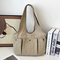 Grande borsa tote kaki con tasche multiple e bottoni in metallo in tessuto di nylon - Cachi