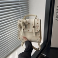 Mini sac à dos crème vintage avec motifs d'ours et bretelles réglables en similicuir - Avec Pendentif / Blanc