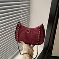 Vintage bordeauxrode suède crossbodytas met gouden ketting en gewatteerd patroon - Rood