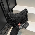 Elegante borsa a spalla nera con rose 3D e sottile tracolla in pelle per donna di moda - Nero