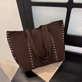 Dark brown suede tote bag with decorative silver rivets and spacious retro shoulder design - Brown