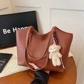 Deep brown large capacity tote bag with dual straps and beige plush bear charm - With Pendant / Brown