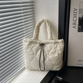Sac fourre-tout blanc avec surpiqûres en cœur, cordon de serrage et grande capacité - Blanc