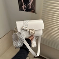 Sac bandoulière chic crème en cuir texturé avec sangle jacquard porté main - Blanc
