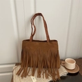 Vintage dunkelbraune Wildleder-Eimertasche mit langen Fransen und geflochtenem Griff - Braun