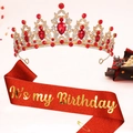 Écharpe rouge scintillante It's my Birthday avec couronne dorée pour décoration de fête - Tiara Or Rouge (Écharpe Anniversaire Rouge)(2)
