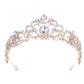 Elegante tiara da sposa dorata con filigrana intricata e strass di cristallo scintillanti - KC Oro Strass Bianco